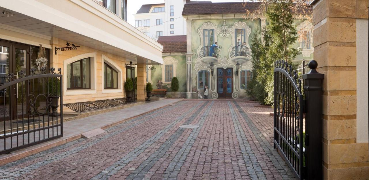 Zentrum Hotel Chişinău Eksteriør billede